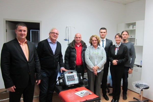Nabavljen defibrilator za Zračnu luku Dubrovnik iz EU fondova