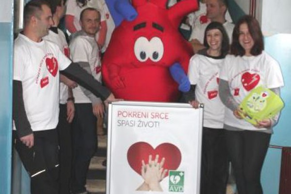 Stanica planinarskih vodiča Karlovac HPS podržala program „Pokreni srce-spasi život“