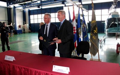 „POKRENI SRCE-SPASI ŽIVOT“: MINISTARSTVO UNUTARNJIH POSLOVA DOBILO 43 AUTOMATSKA VANJSKA DEFIBRILATORA