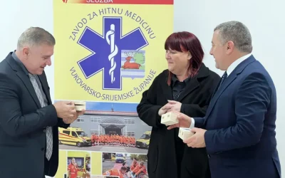 VUKOVARSKO-SRIJEMSKA ŽUPANIJA OJAČALA HITNU MEDICINSKU SLUŽBU S TRI NOVA VOZILA